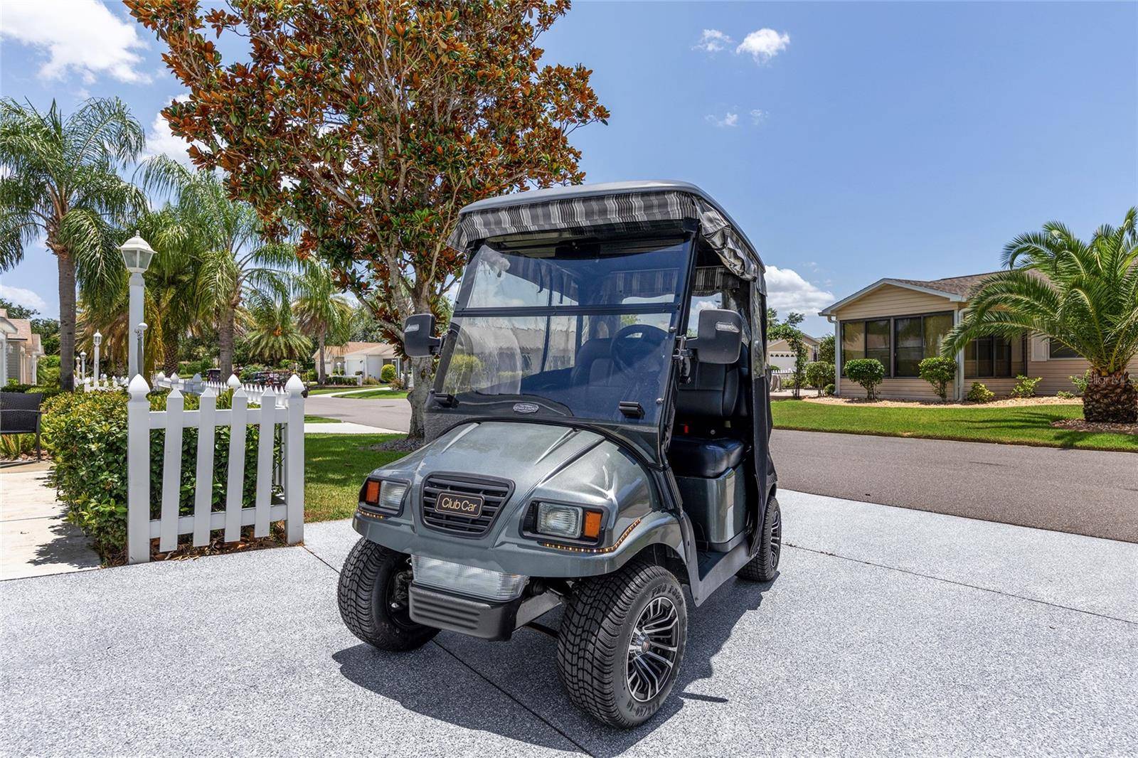 The Villages, FL 32162,1334 HOLLYBERRY PL