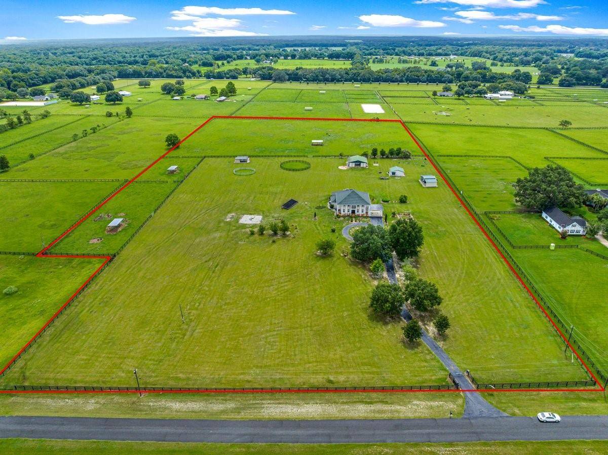 Anthony, FL 32617,12345 NE 14TH AVE