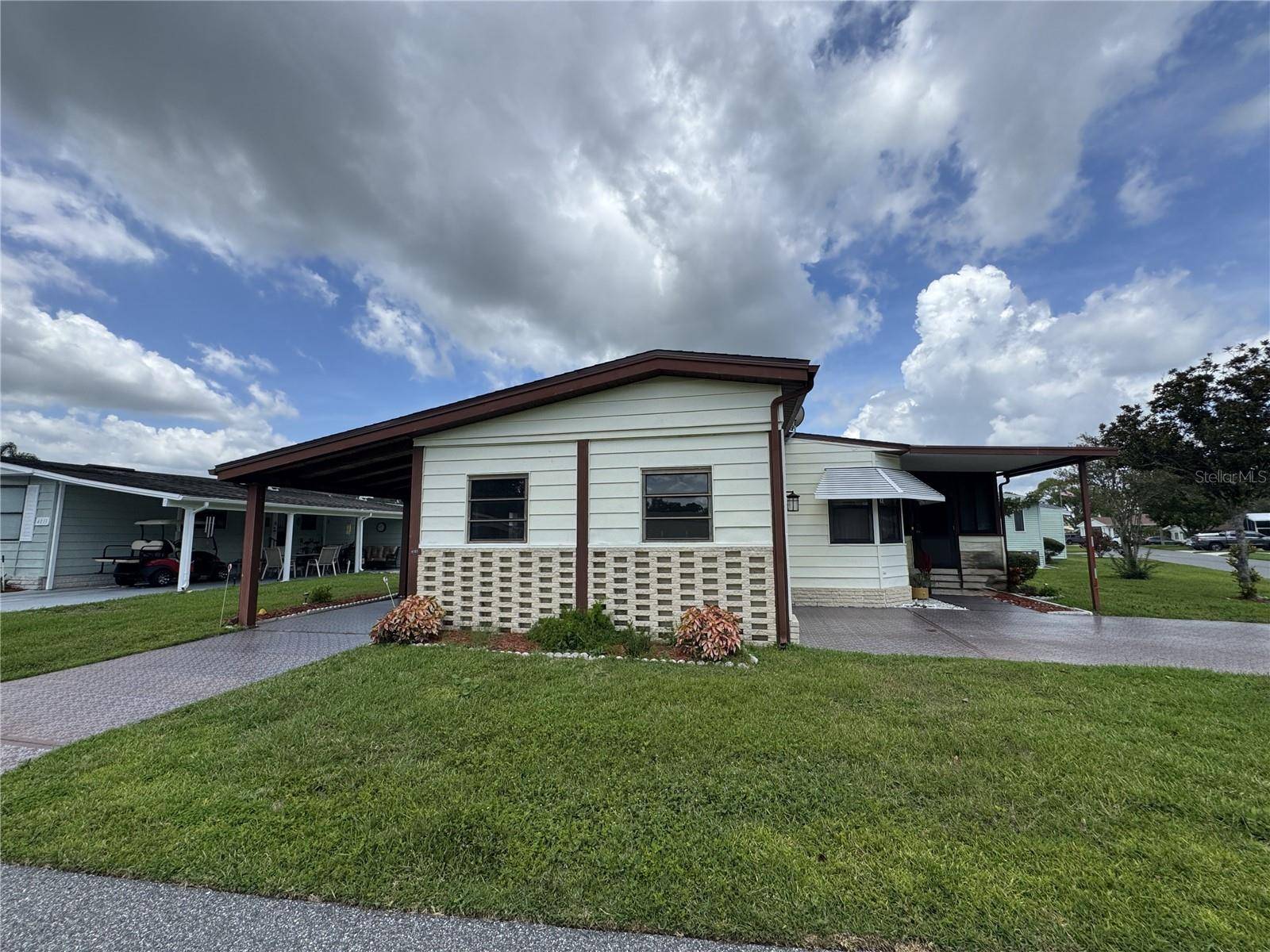Lakeland, FL 33811,4805 COLONNADES CIR E