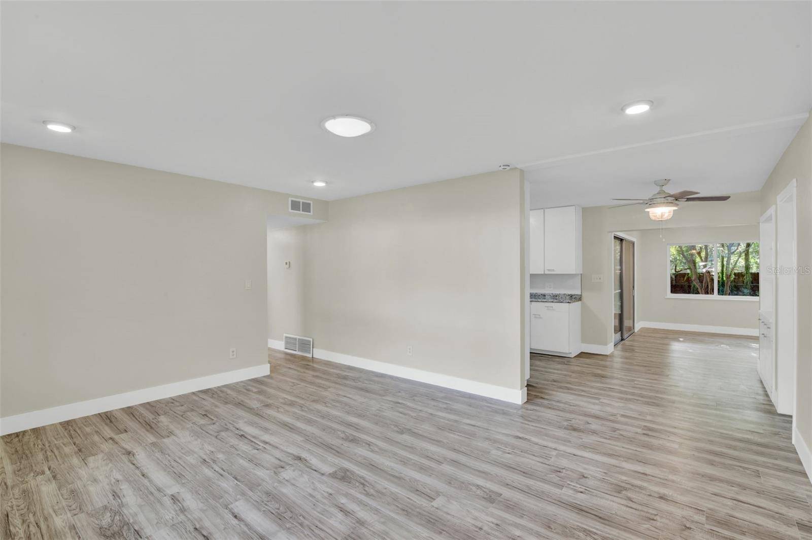 Ocala, FL 34471,2621 SE 7TH CT
