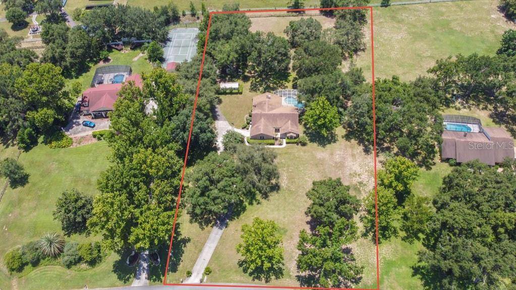 Montverde, FL 34756,14933 THOROUGHBRED LN