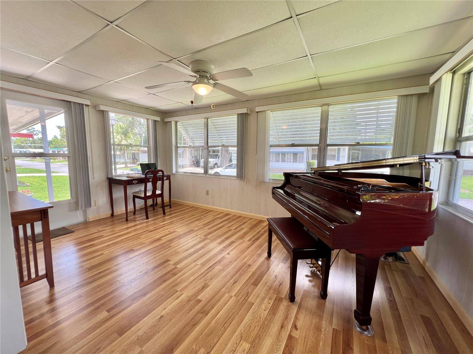 Leesburg, FL 34748,117 CHESTNUT ST