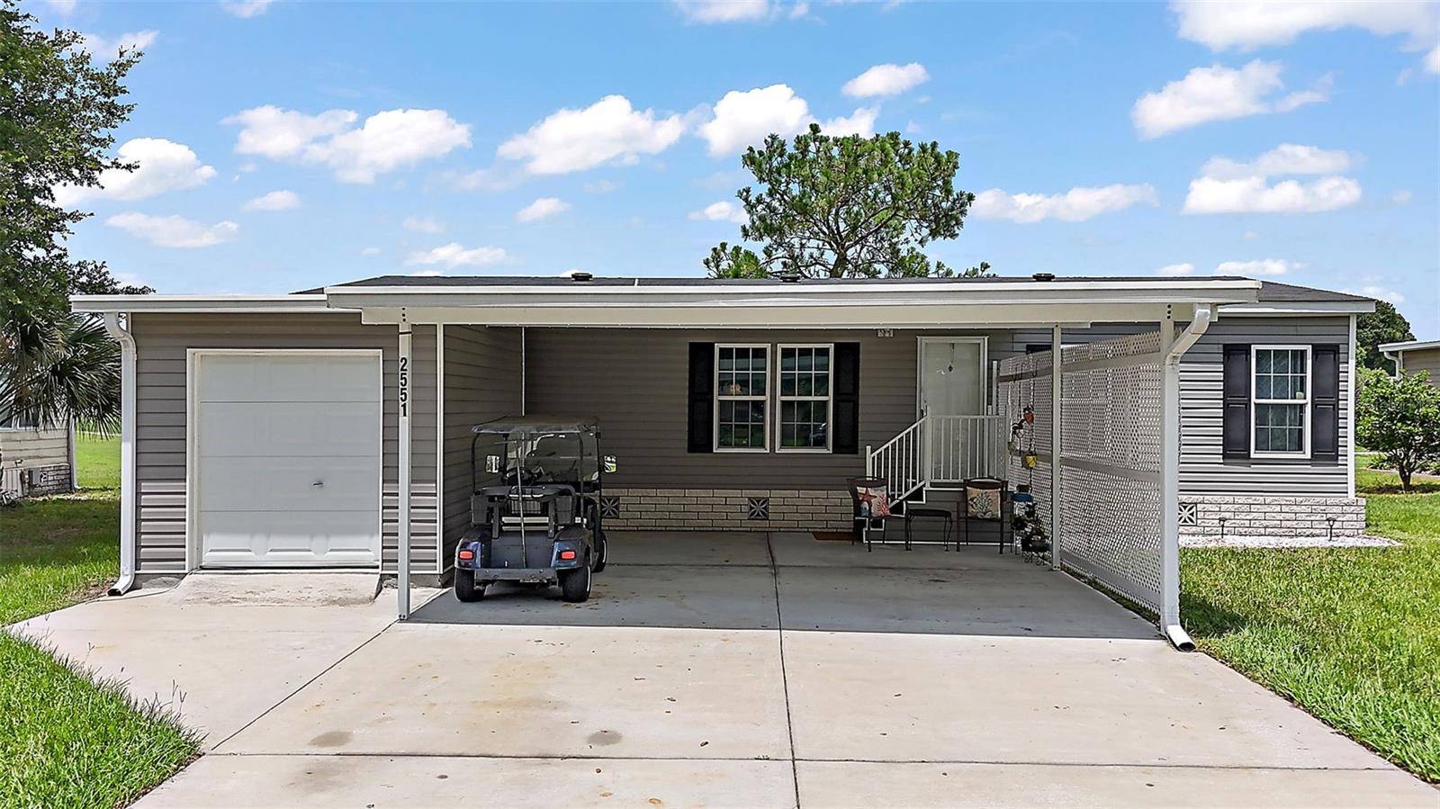 Zellwood, FL 32798,2551 CAYMAN CIR #R