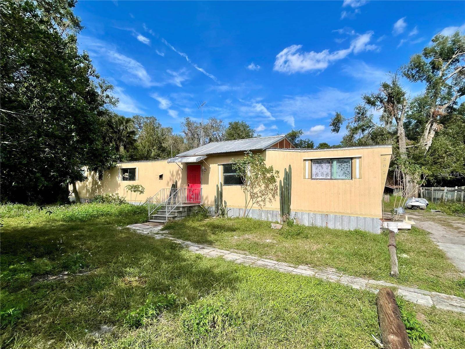 Eustis, FL 32726,2821 BATES AVE