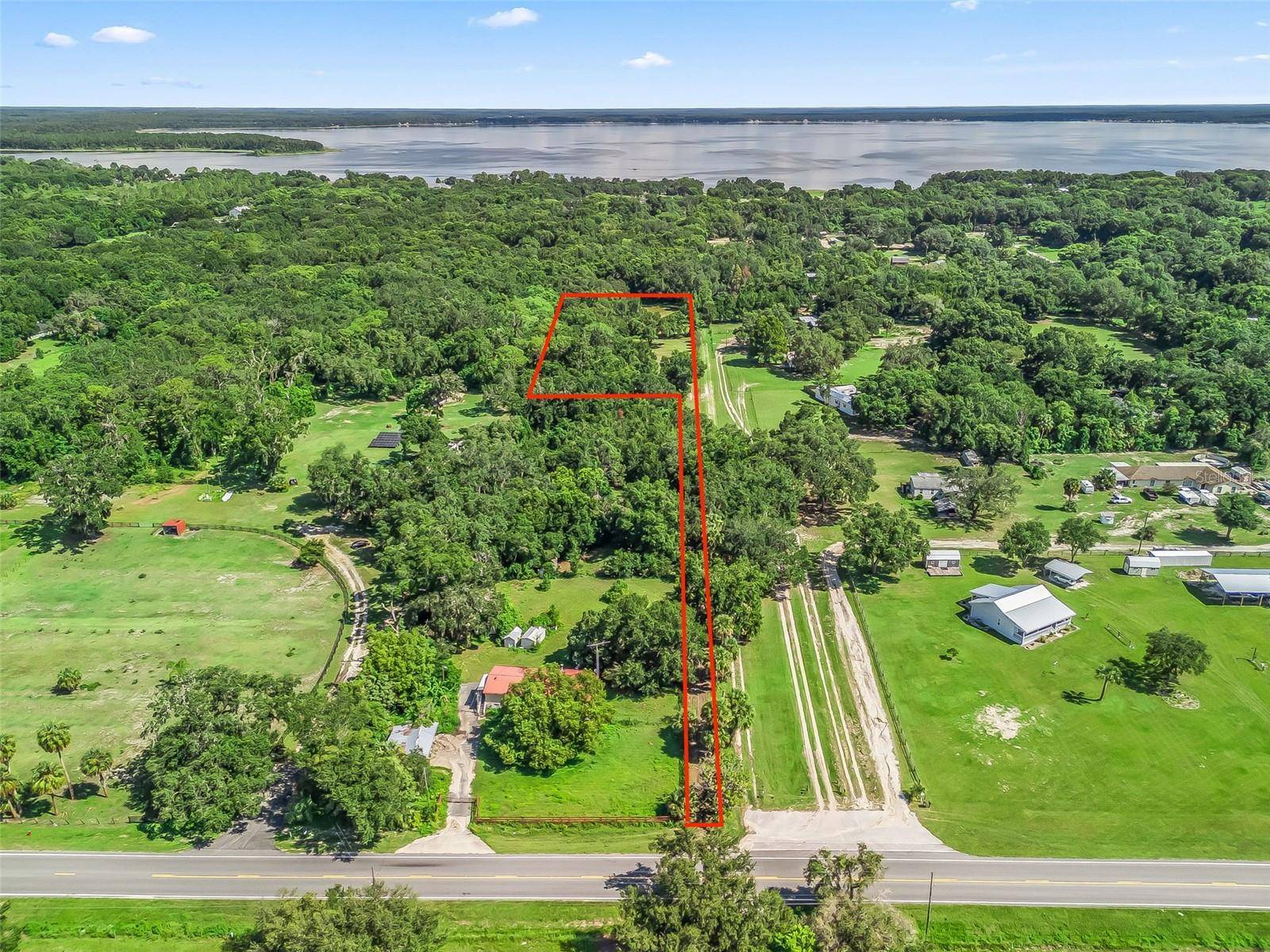 Weirsdale, FL 32195,12751 SE HIGHWAY 42