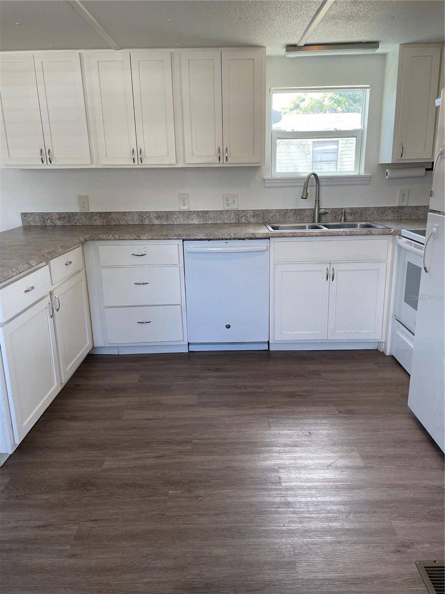 Montverde, FL 34756,16831 BAY AVE