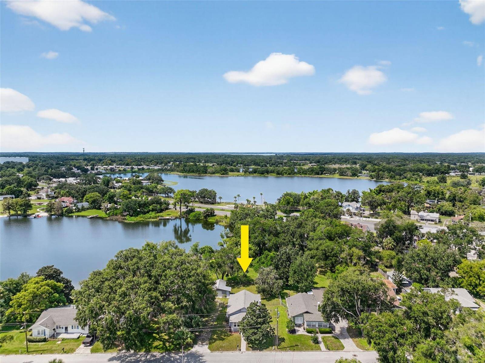 Umatilla, FL 32784,74 LAKESIDE AVE