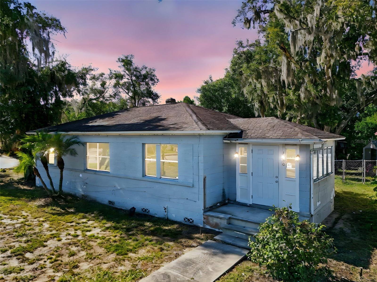 Eustis, FL 32726,1230 E ORANGE AVE