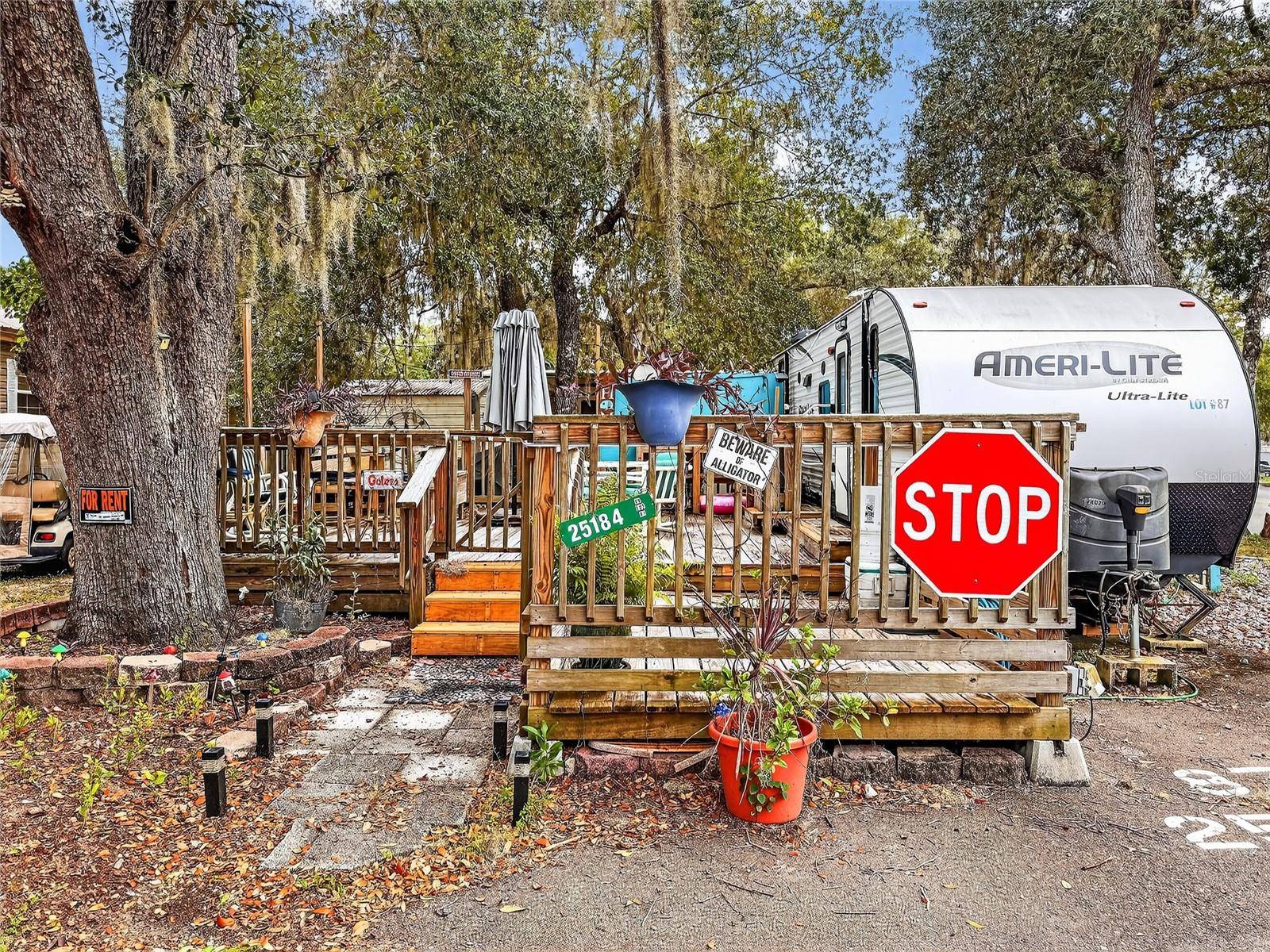Salt Springs, FL 32134,25184 143RD PL