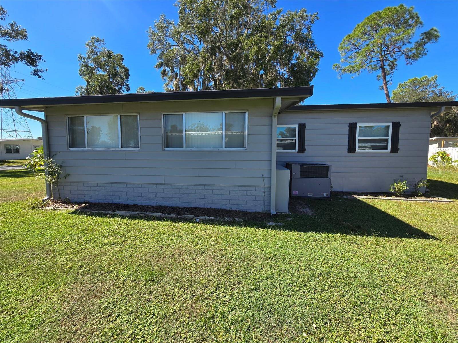 Wildwood, FL 34785,27 S BOBWHITE RD