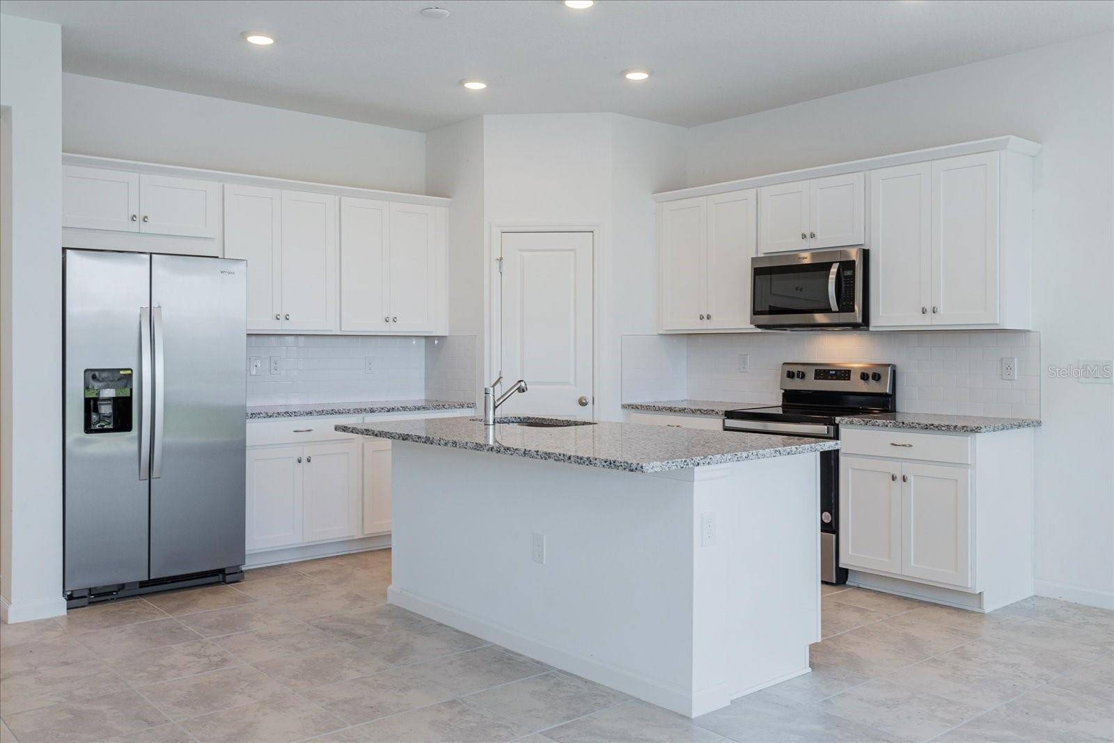 Tavares, FL 32778,2929 SUPERMARINE RD