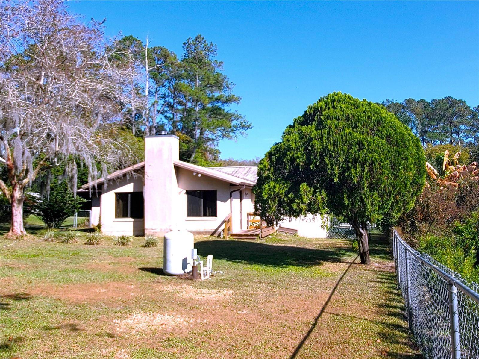 Belleview, FL 34420,12520 SE 54TH AVE