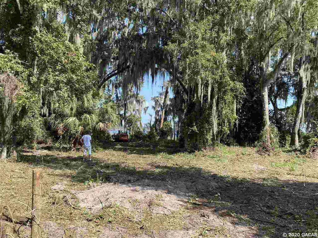 Waldo, FL 32694,20936 NE 132 AVE