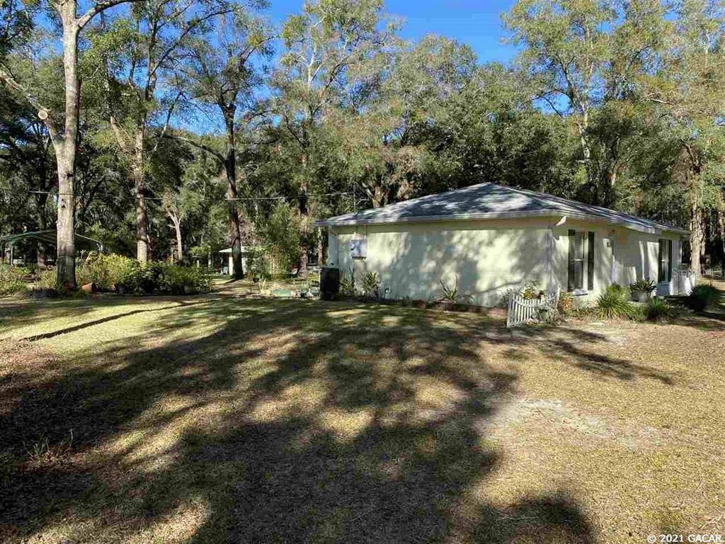 Newberry, FL 32669,430 SW 226th ST