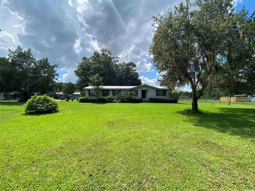 Hawthorne, FL 32640,1410 NE County Road 219A