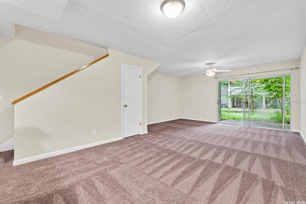 Gainesville, FL 32608,4411 SW 34th ST #906