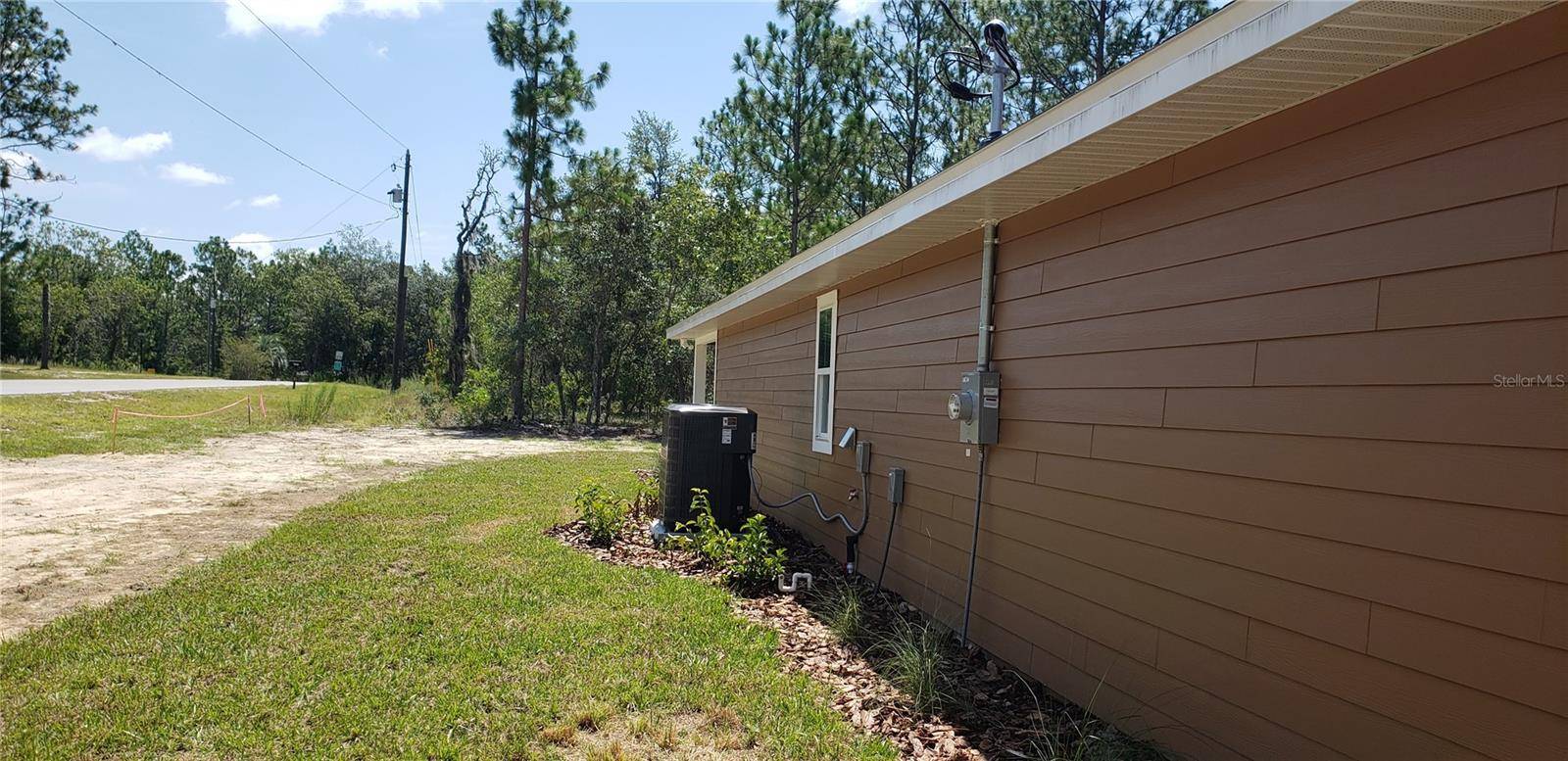 Williston, FL 32696,971 NE 150TH CT