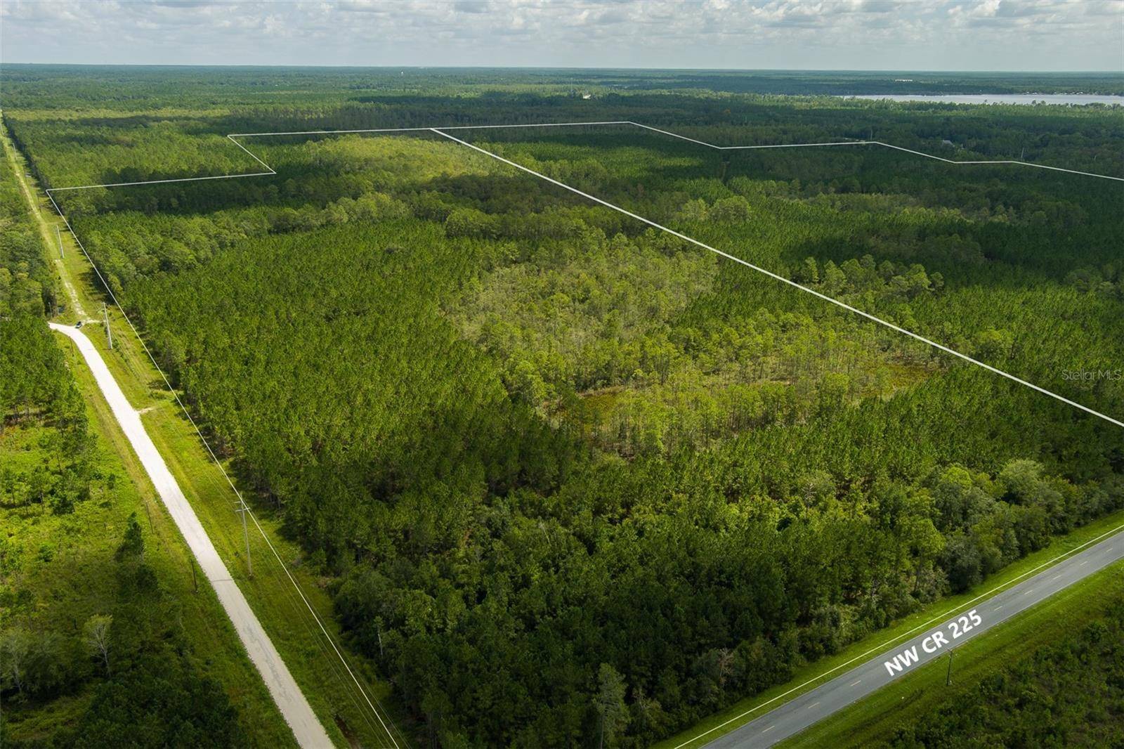 Starke, FL 32091,W STATE RD 100