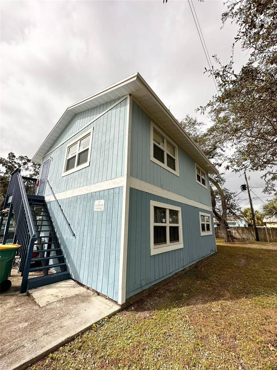 Melbourne, FL 32935,1042 SEAGRAPE DR #201