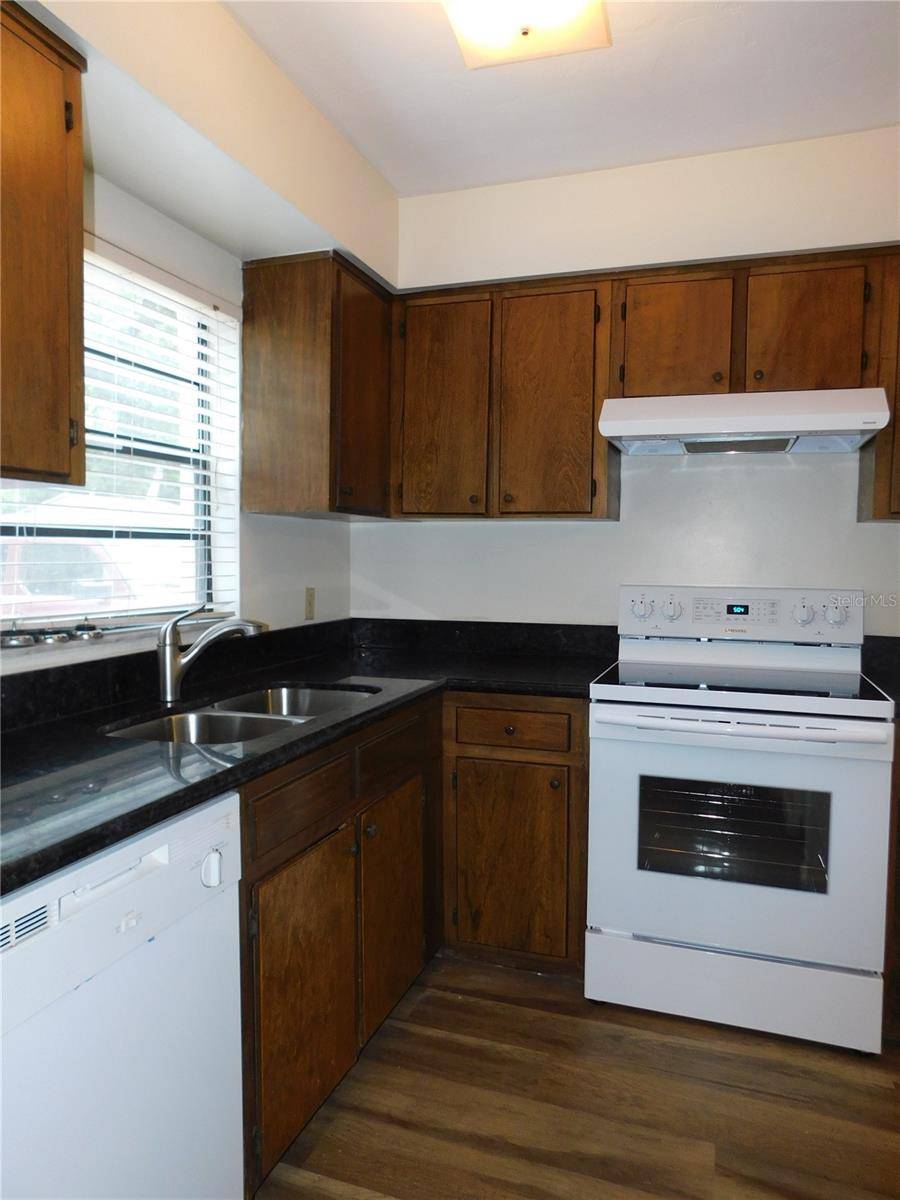 Gainesville, FL 32607,914 SW 59TH TER #C