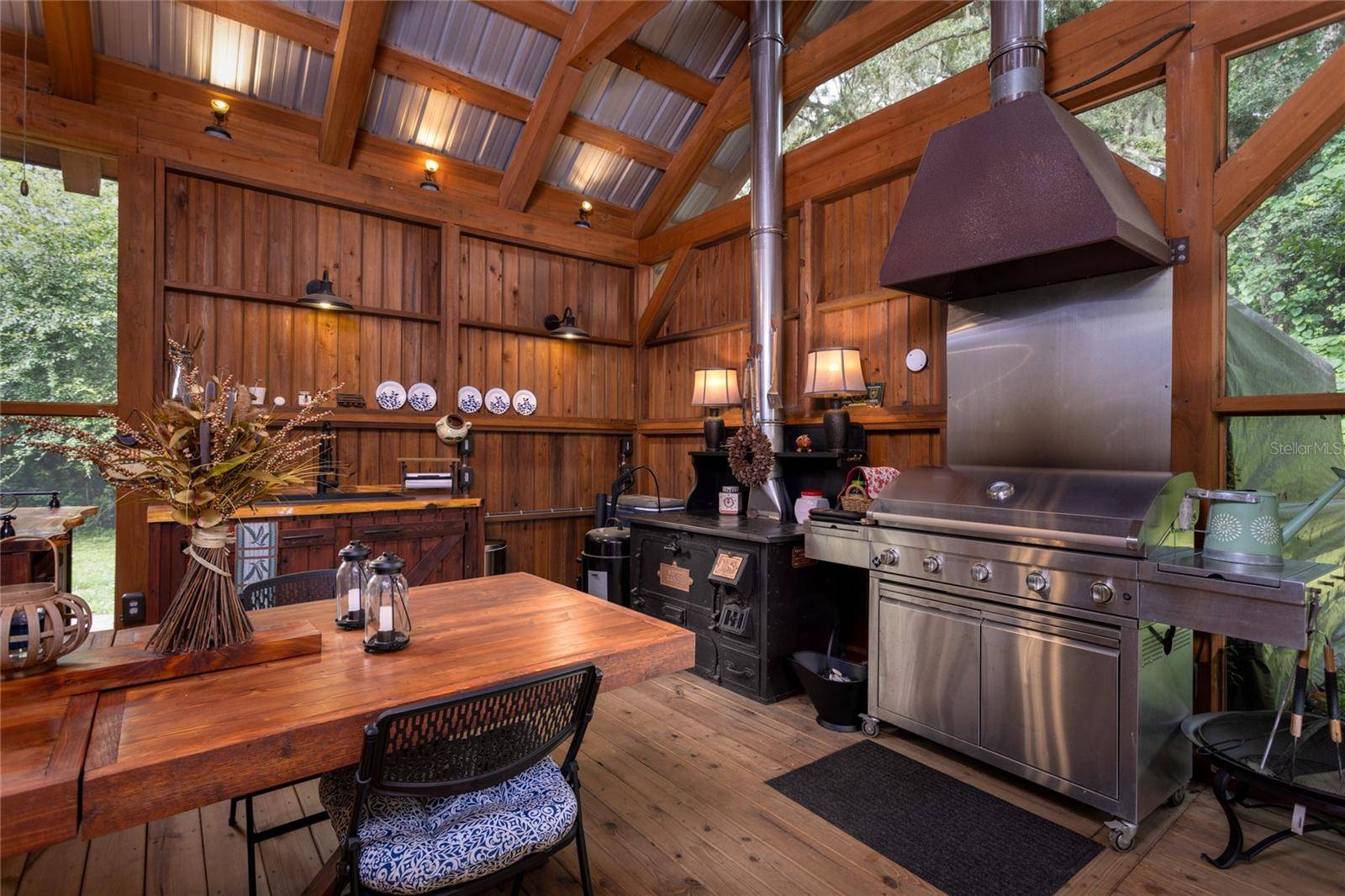 Micanopy, FL 32667,255 W SMITH AVE