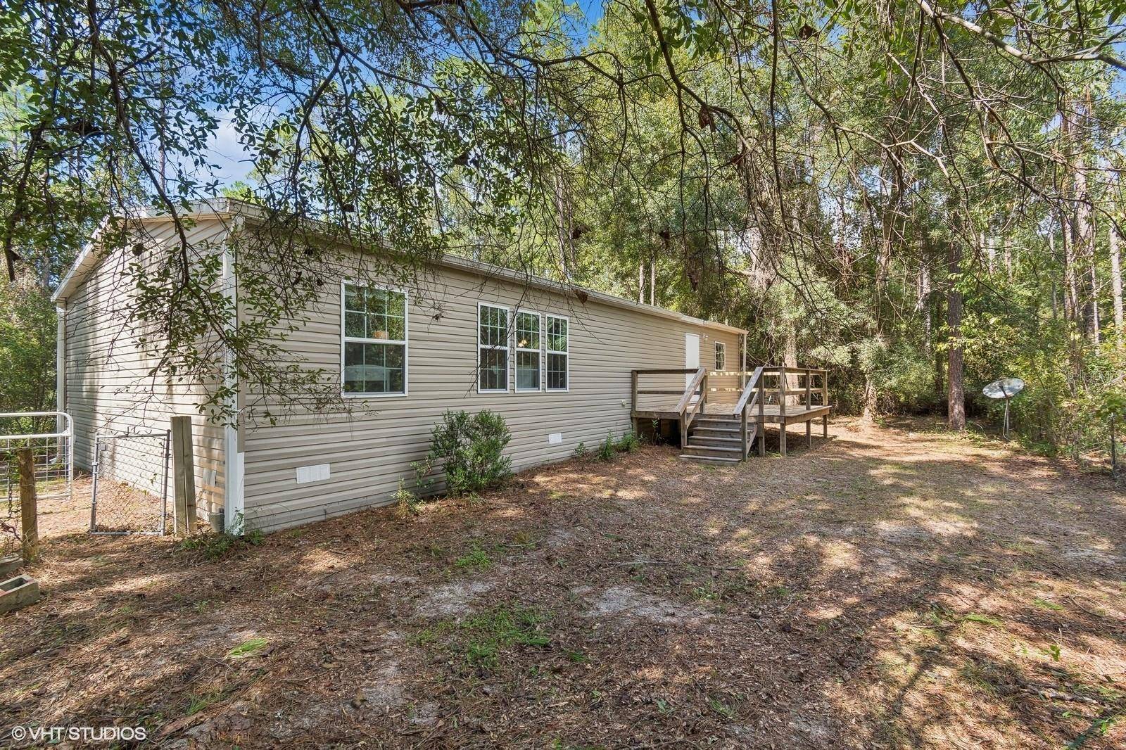 Archer, FL 32618,14221 SW 143RD ST