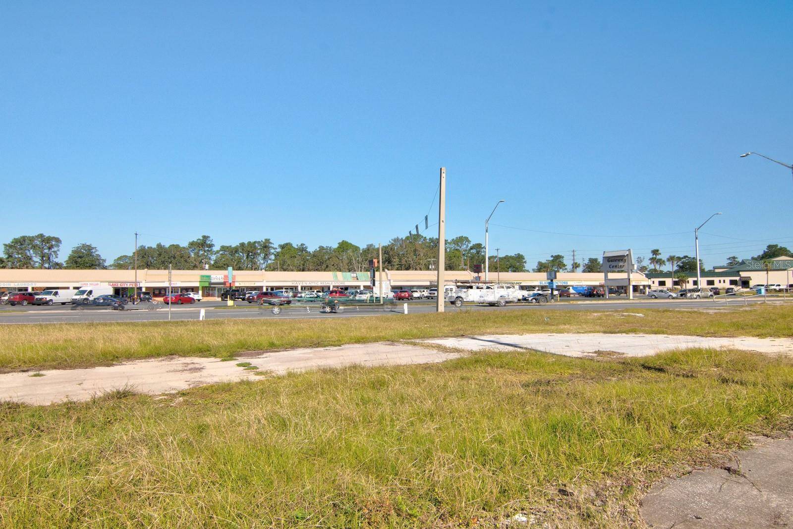 Lake City, FL 32055,1100 W US HIGHWAY 90