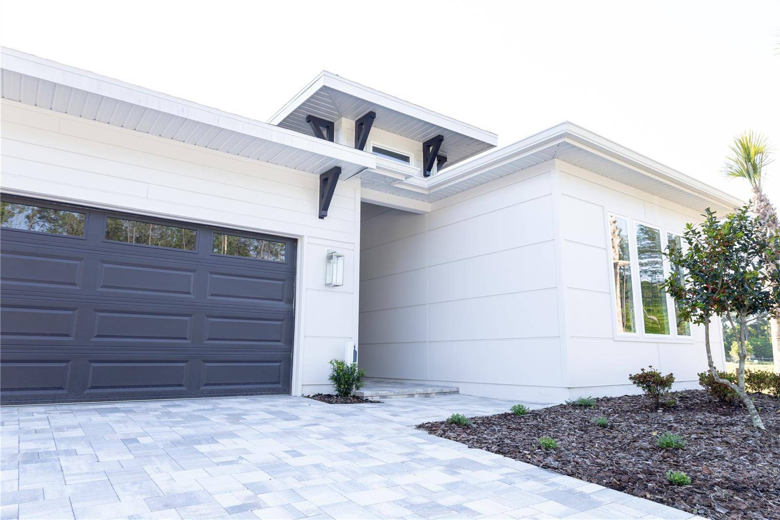 Newberry, FL 32669,835 SW 145TH DR