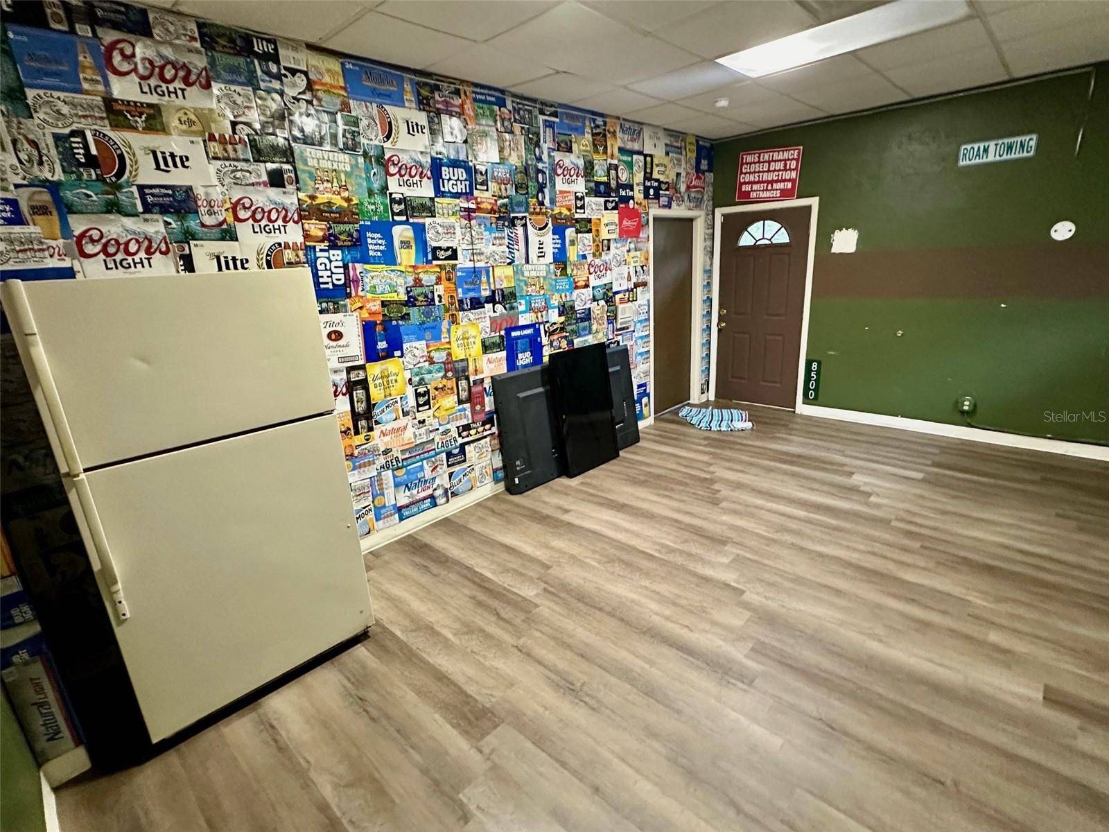 Gainesville, FL 32601,905 SW 8TH AVE