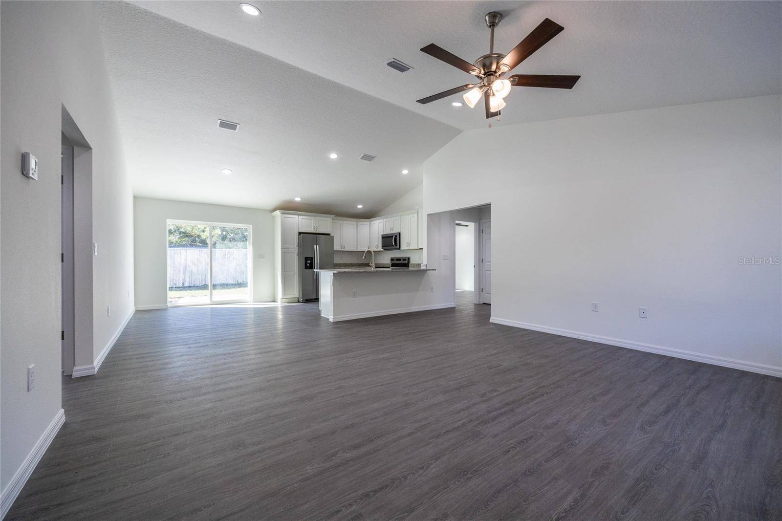 Silver Springs, FL 34488,600 NE 130TH TER