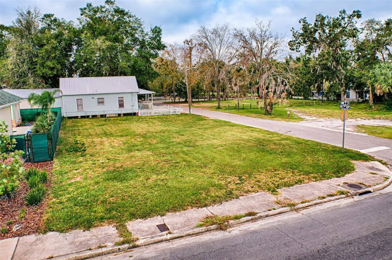 Gainesville, FL 32601,00 NW 7TH AVE