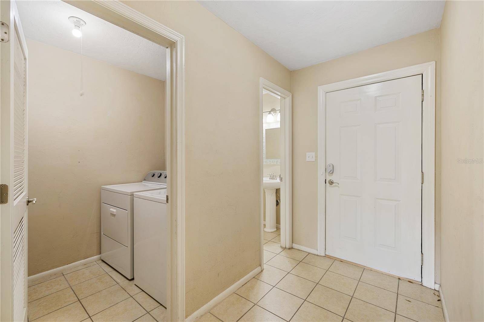 Gainesville, FL 32607,507 NW 39TH RD #319