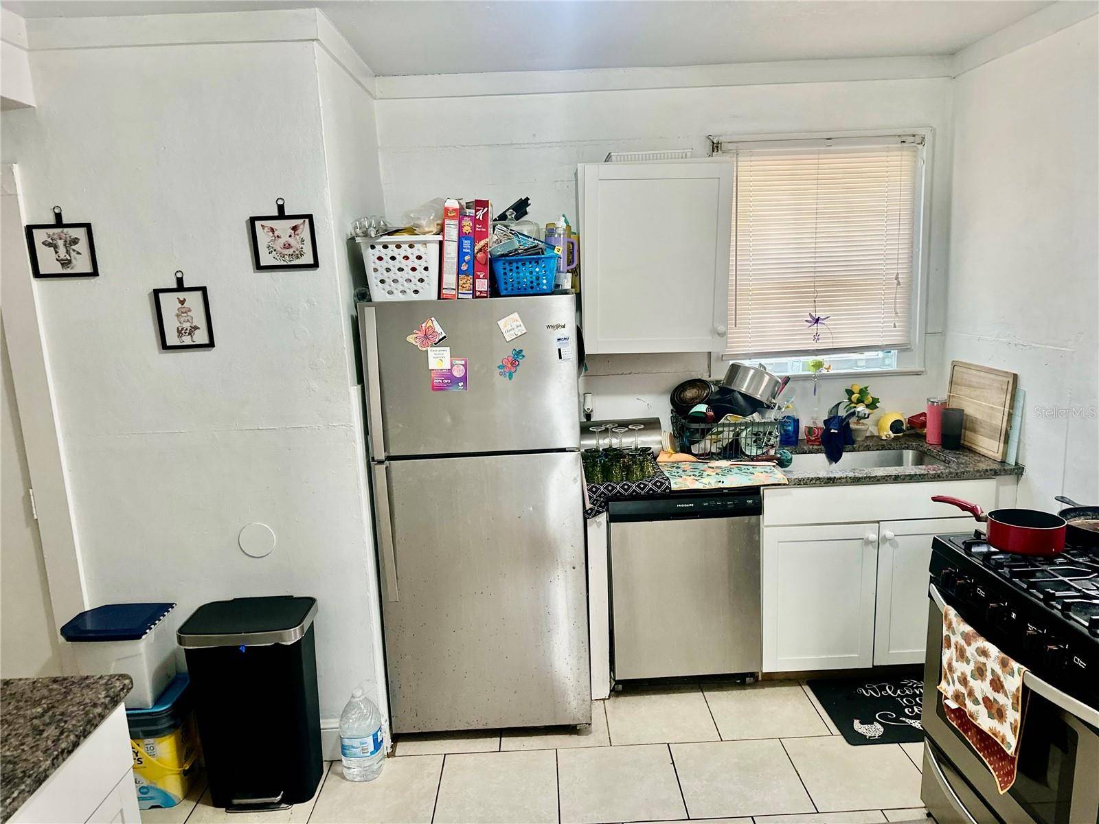 Gainesville, FL 32601,120 NW 9TH ST