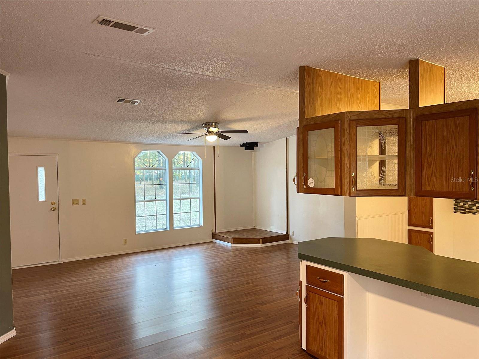 High Springs, FL 32643,765 SE MAID MARION LN