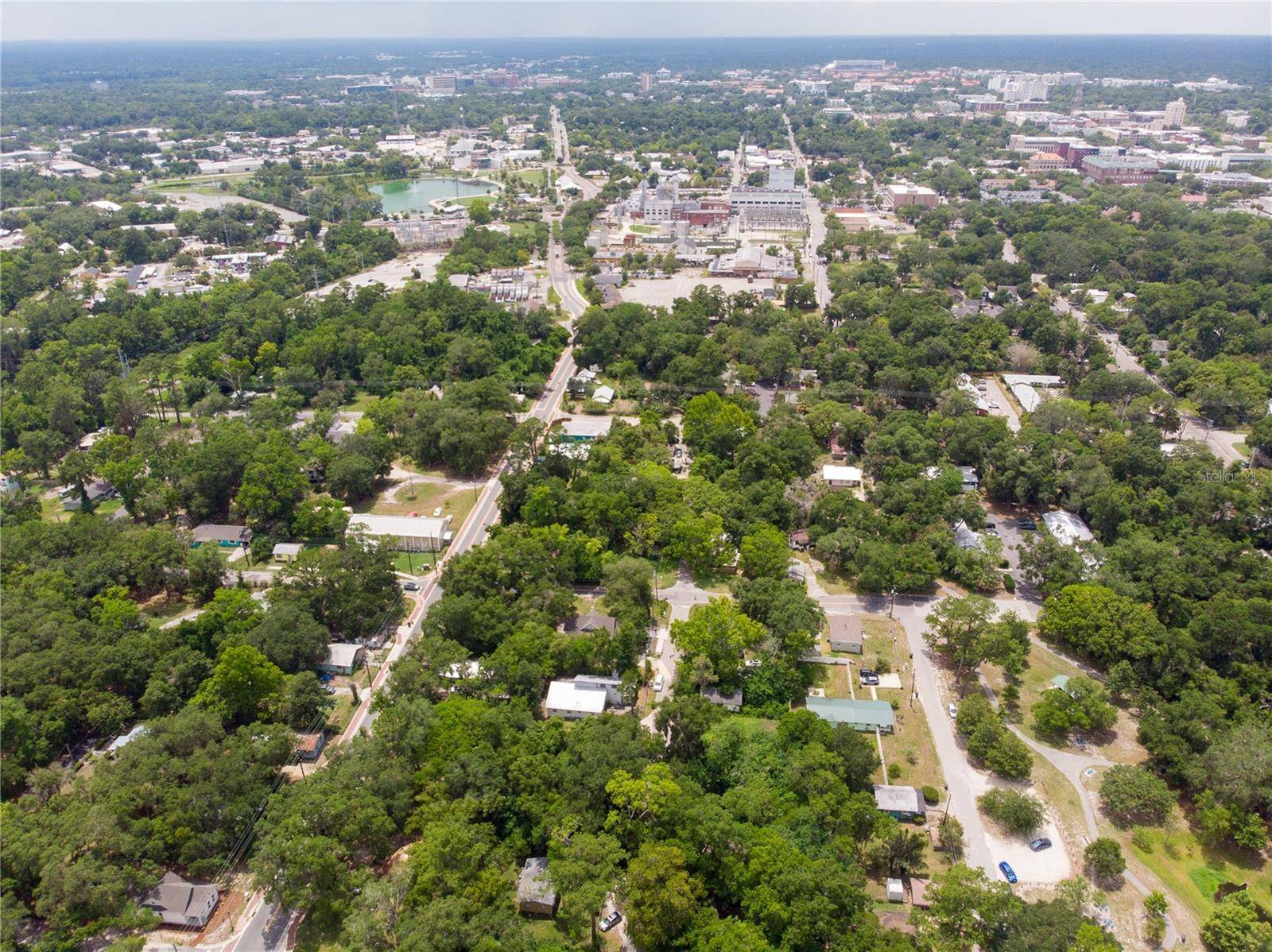 Gainesville, FL 32601,923 SE 6TH AVE