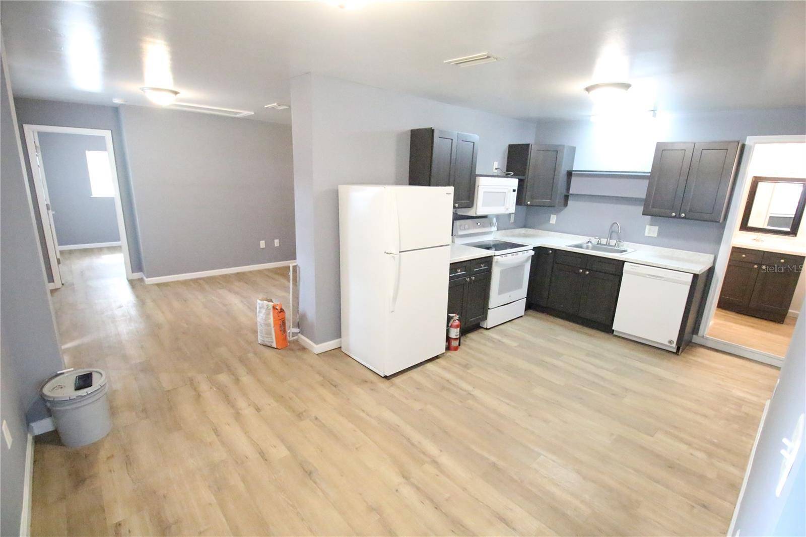 Gainesville, FL 32641,637 NE WALDO