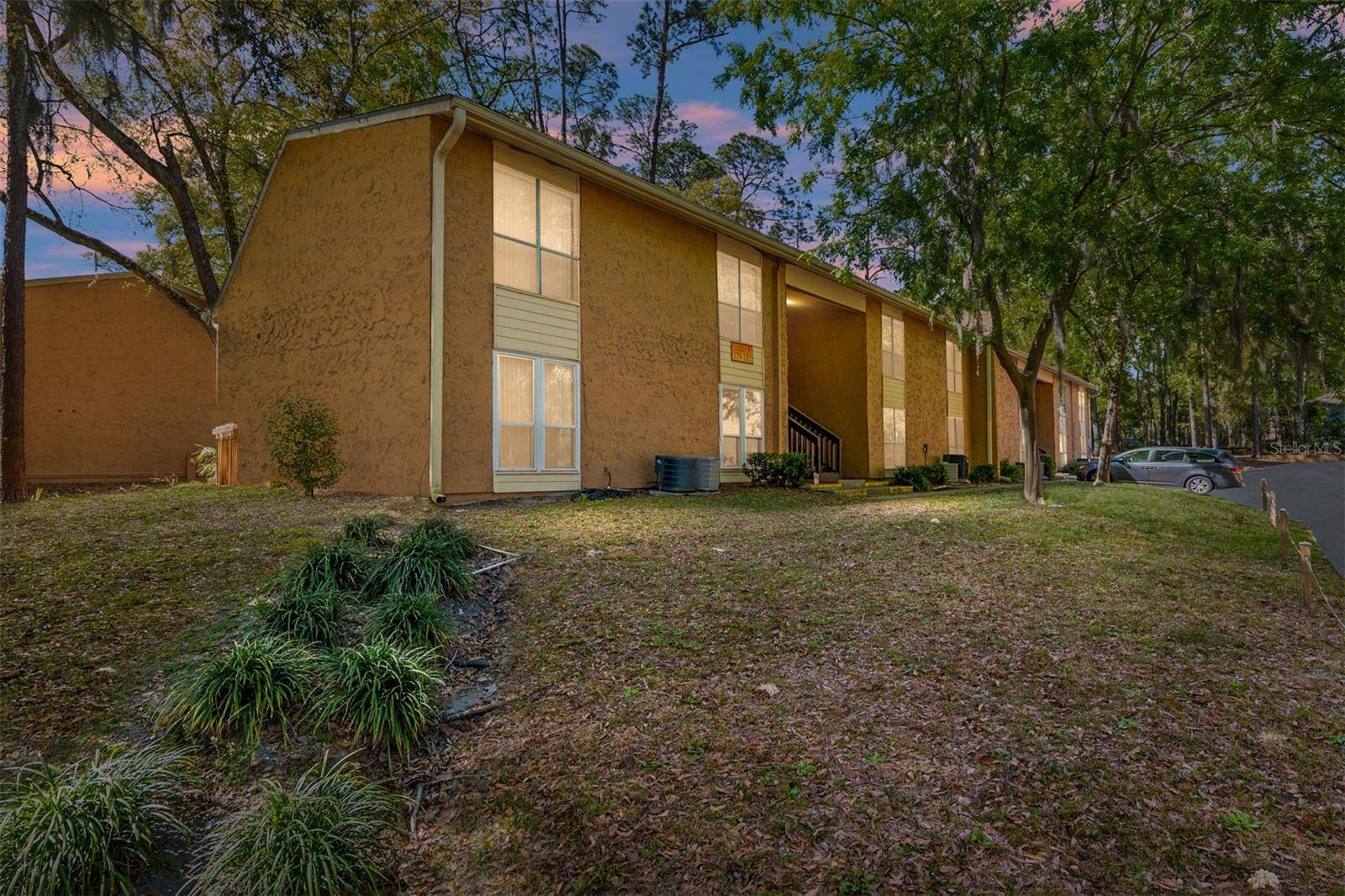 Gainesville, FL 32605,1810 NW 23RD BLVD #181