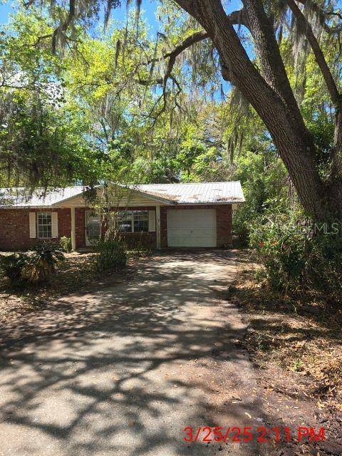 Chiefland, FL 32626,306 NE 5 ST