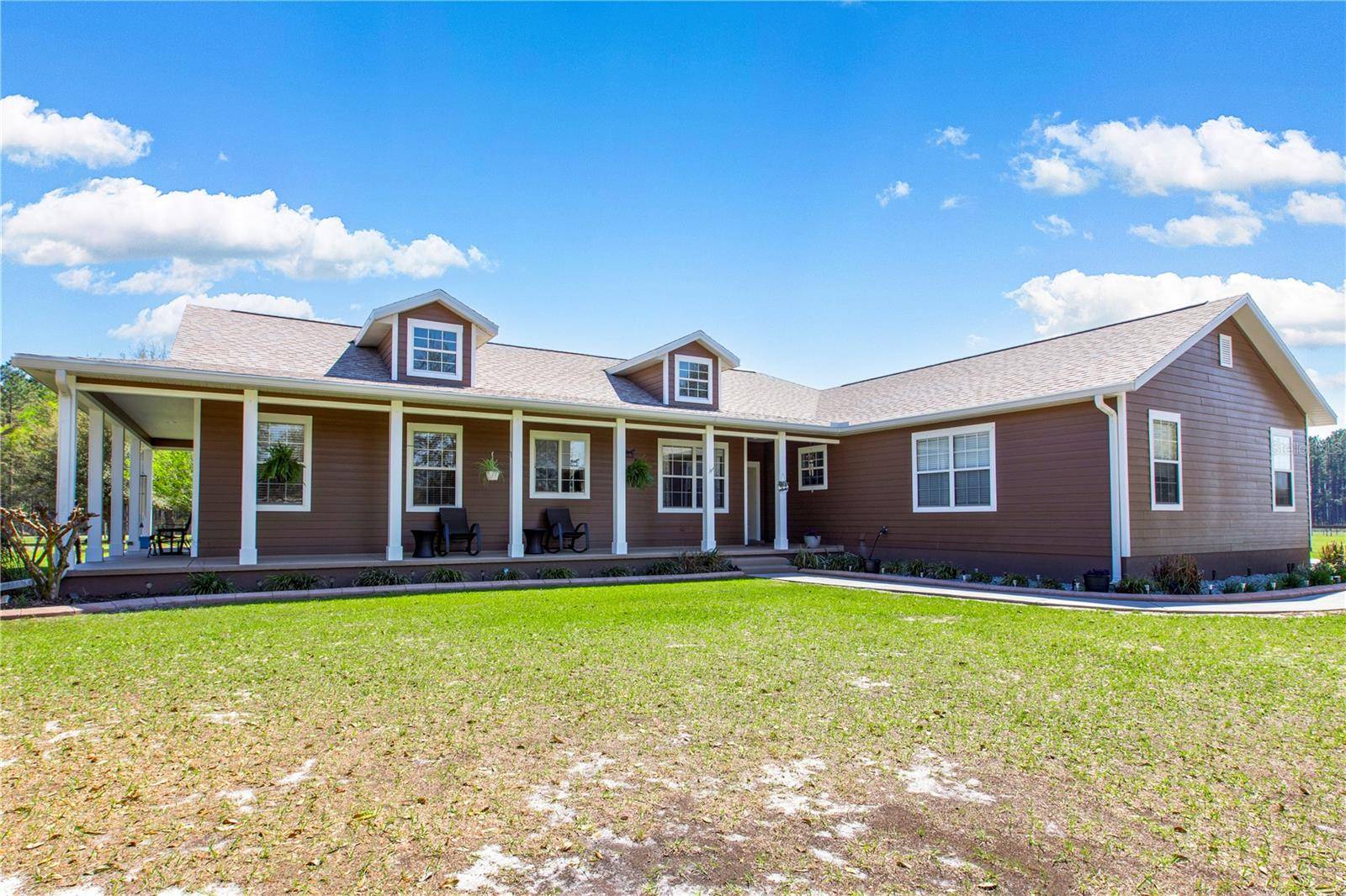 High Springs, FL 32643,523 SW MARYNIK DR