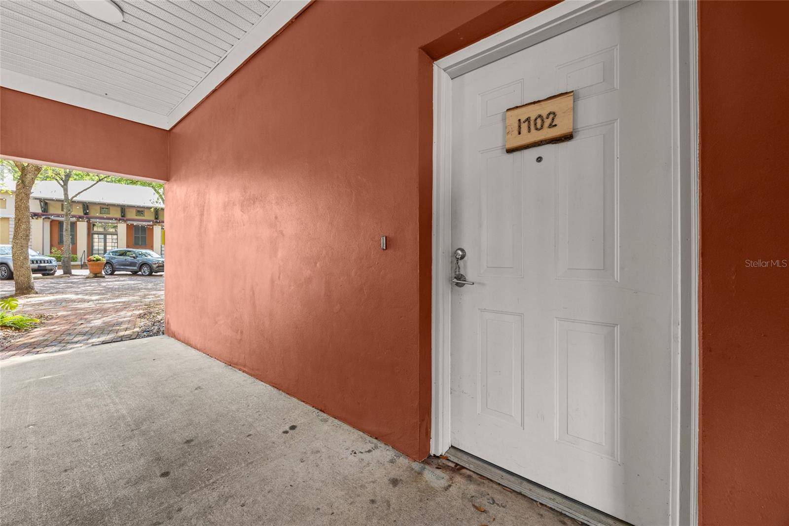 Gainesville, FL 32608,5141 SW 91 WAY #I-102