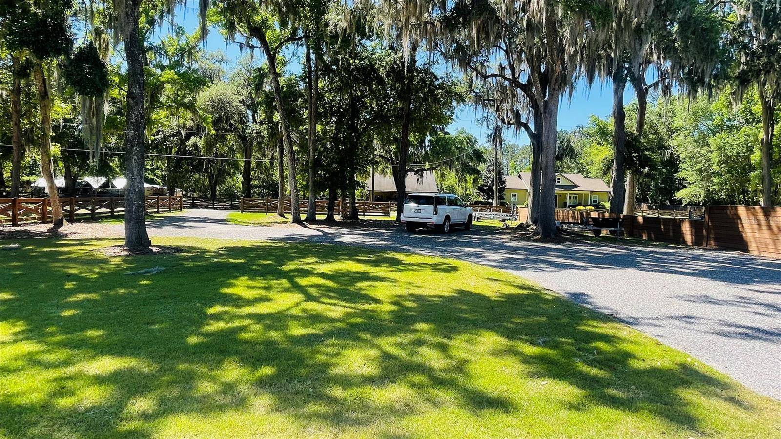 Melrose, FL 32666,6203 WEST BLVD