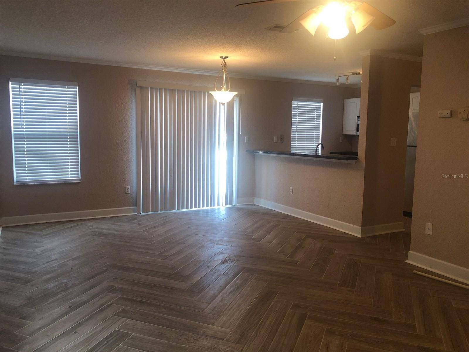Gainesville, FL 32601,609 SW 10TH LN #1