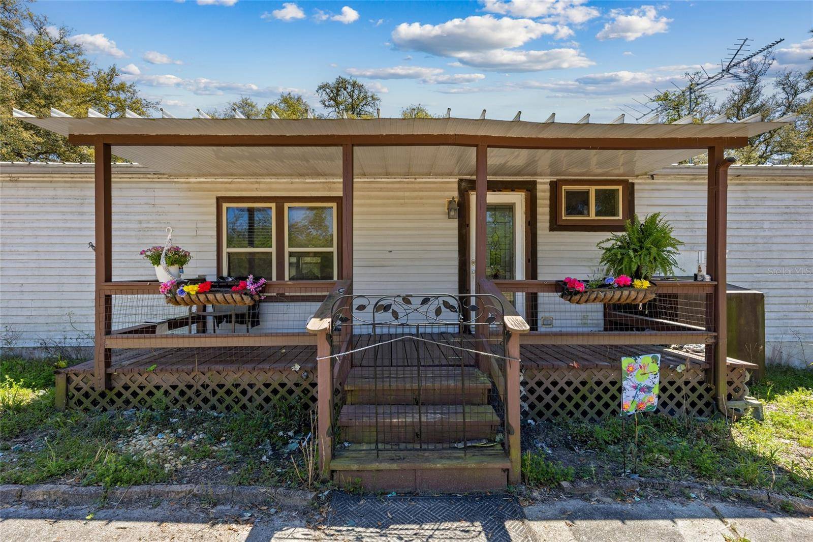 Bronson, FL 32621,10430 NE 92ND PL
