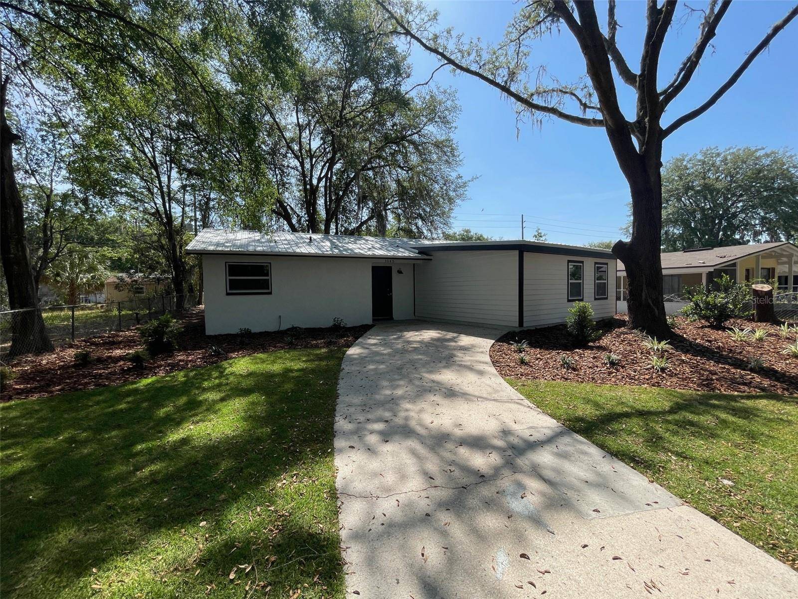 Gainesville, FL 32641,1045 SE 18TH TER