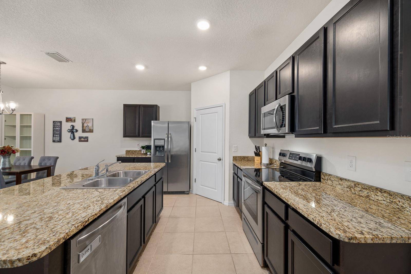 Gainesville, FL 32608,6018 SW 84 ST