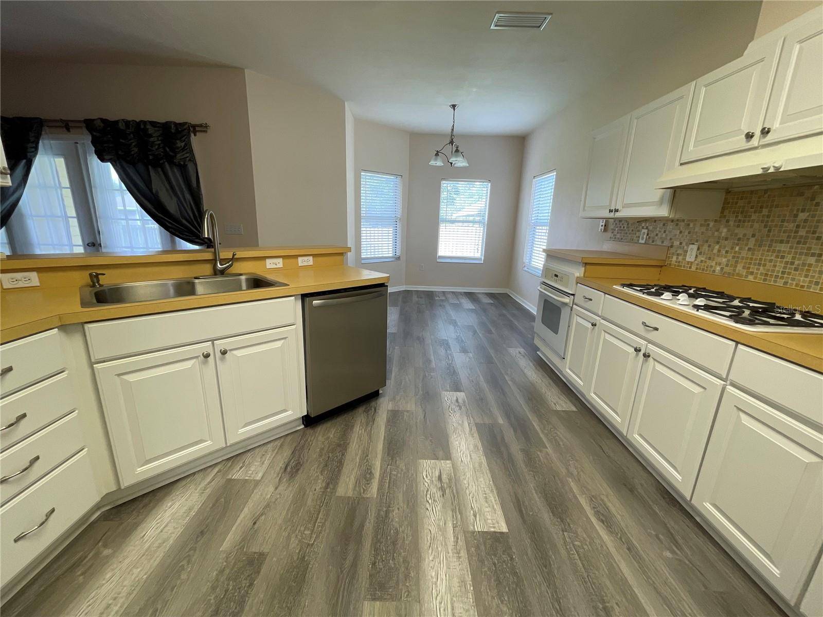 Gainesville, FL 32608,7518 SW 85TH DR