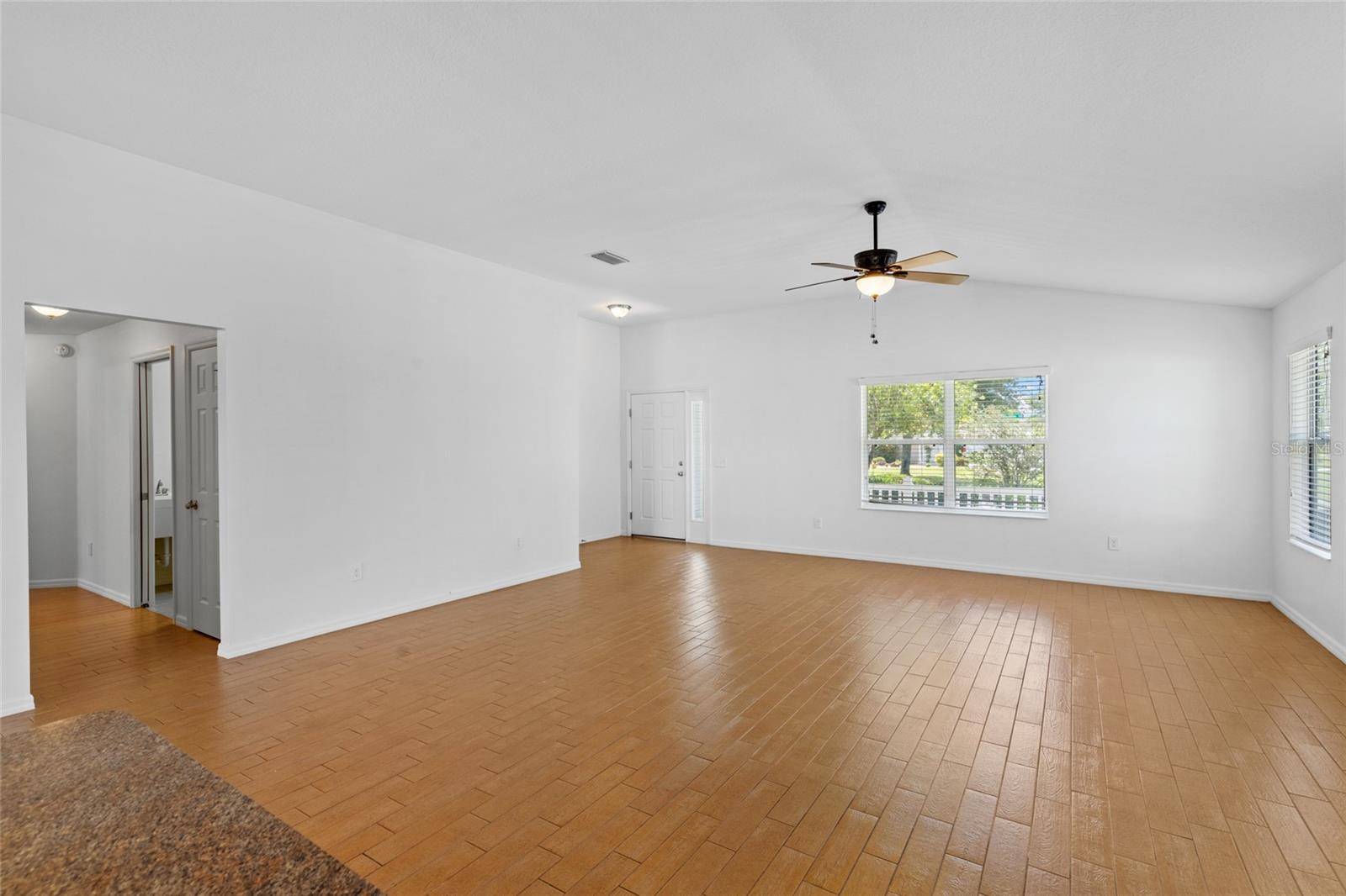 The Villages, FL 32162,2297 MONTBROOK PL