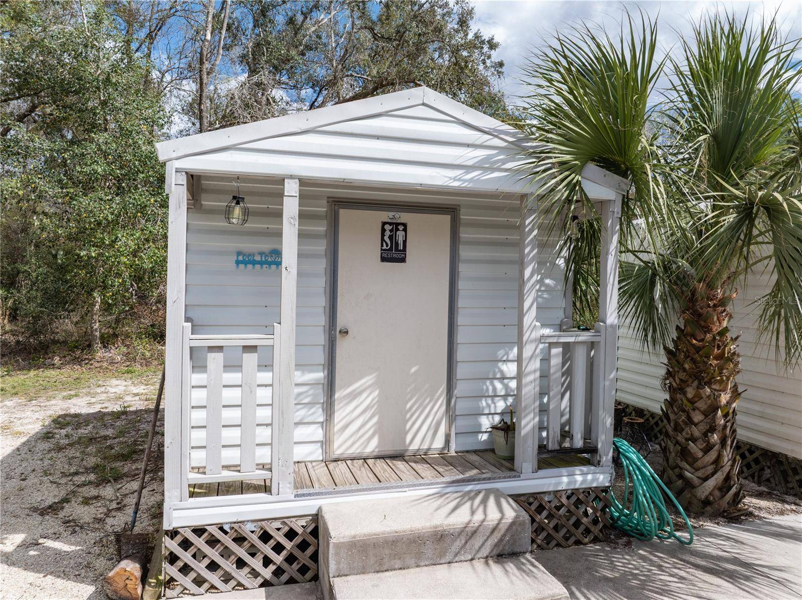 Branford, FL 32008,1137 NE HOLLY RD