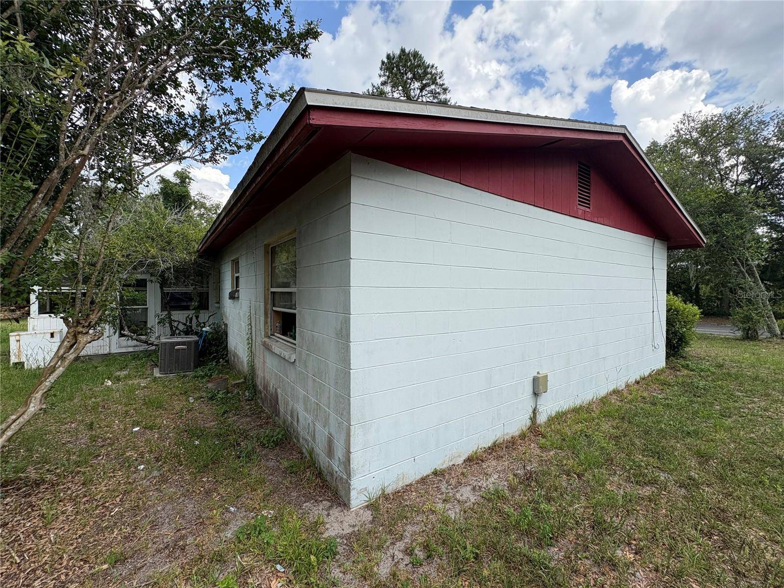 Gainesville, FL 32641,1742 SE 15TH AVE