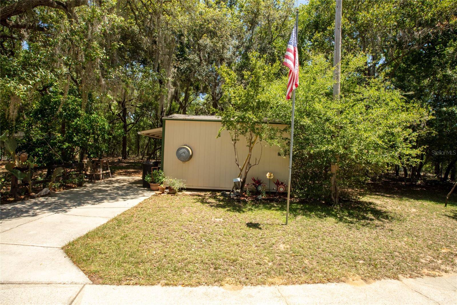 Melrose, FL 32666,163 SWISHER LAKES TRL
